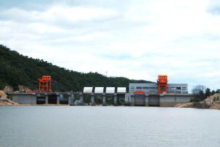 中電投江西三和躍洲水電站、峽山水電站項目發(fā)電機電阻柜運行良好